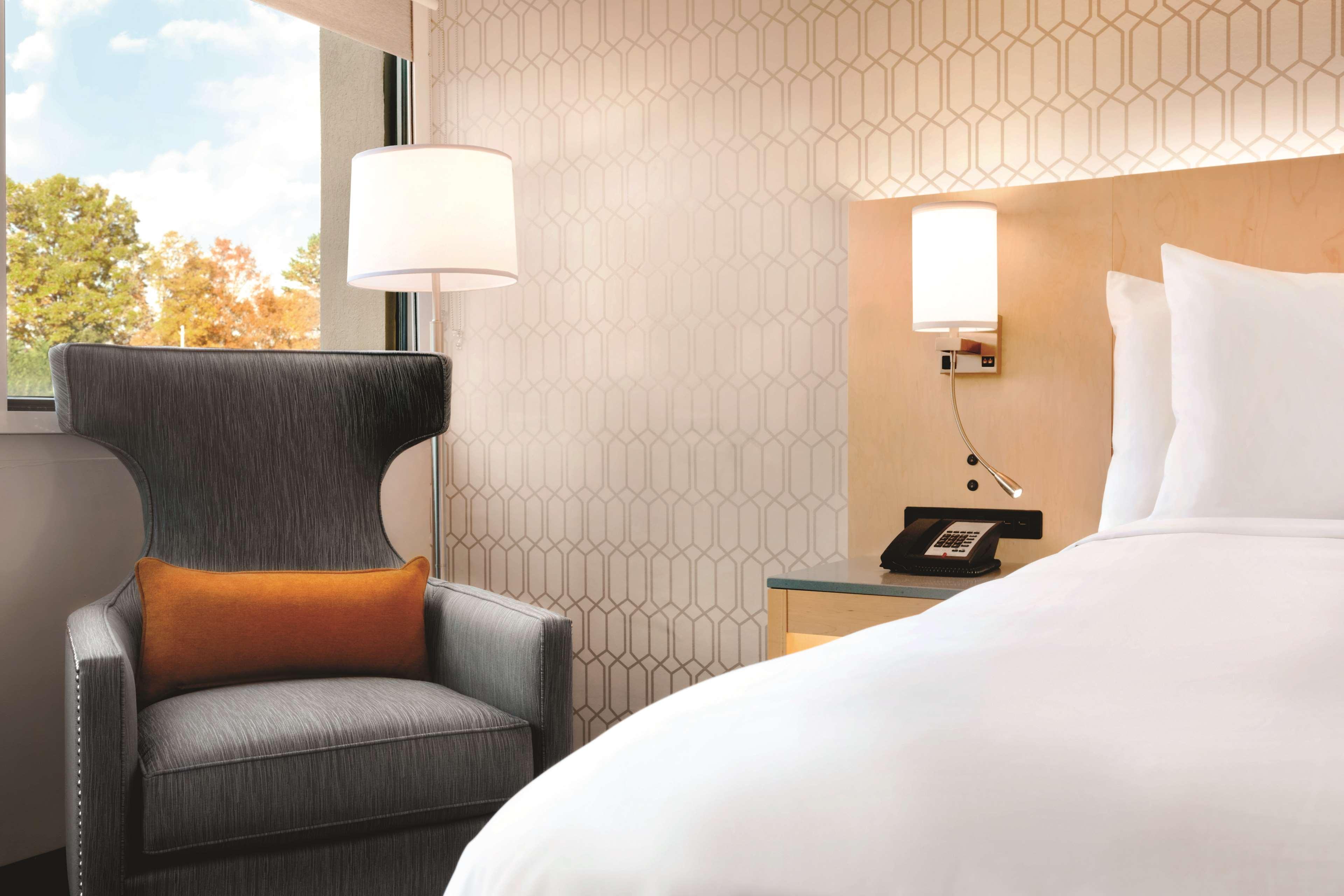 Radisson Hotel Charlotte Airport ภายนอก รูปภาพ