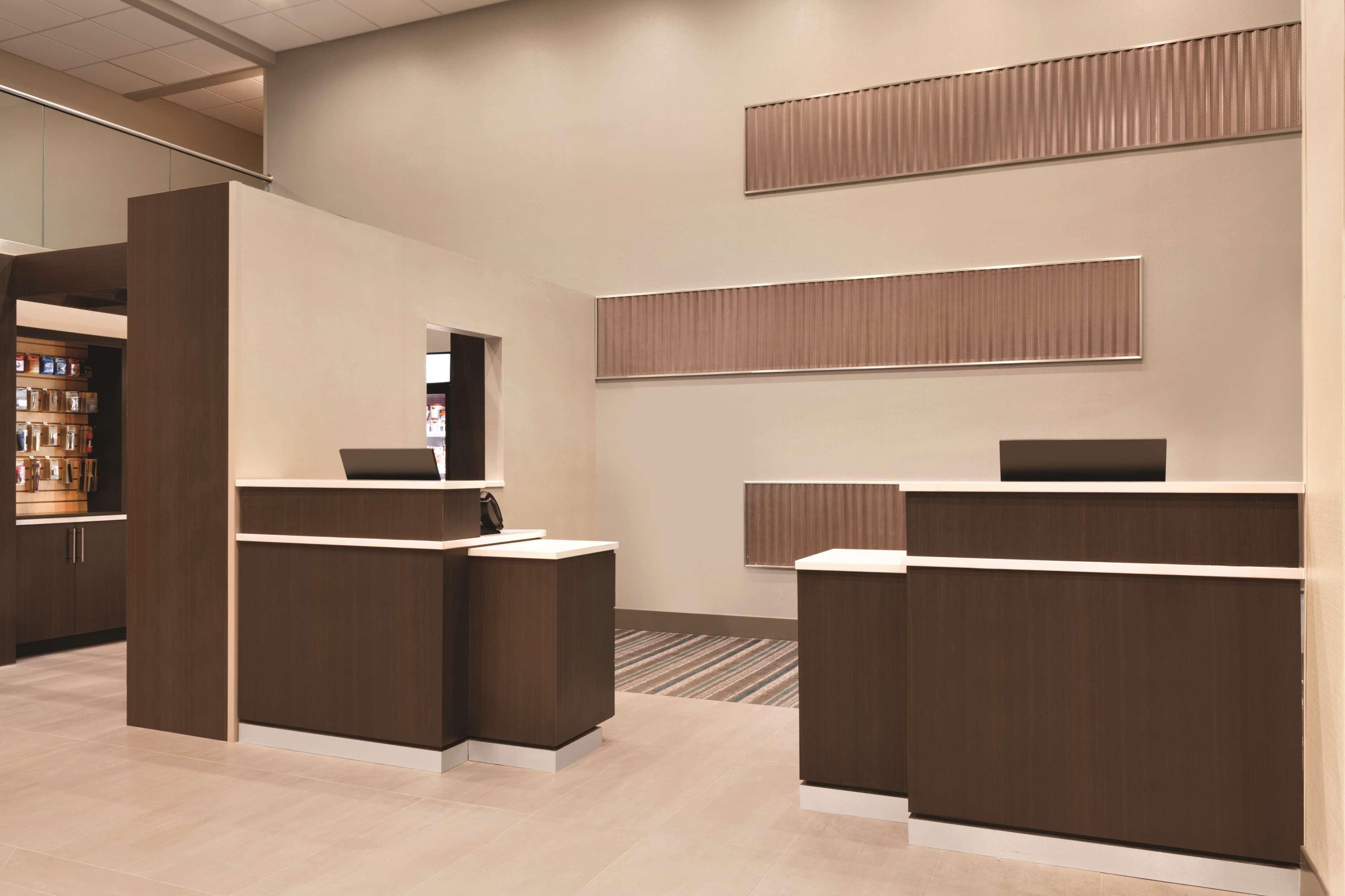 Radisson Hotel Charlotte Airport ภายนอก รูปภาพ