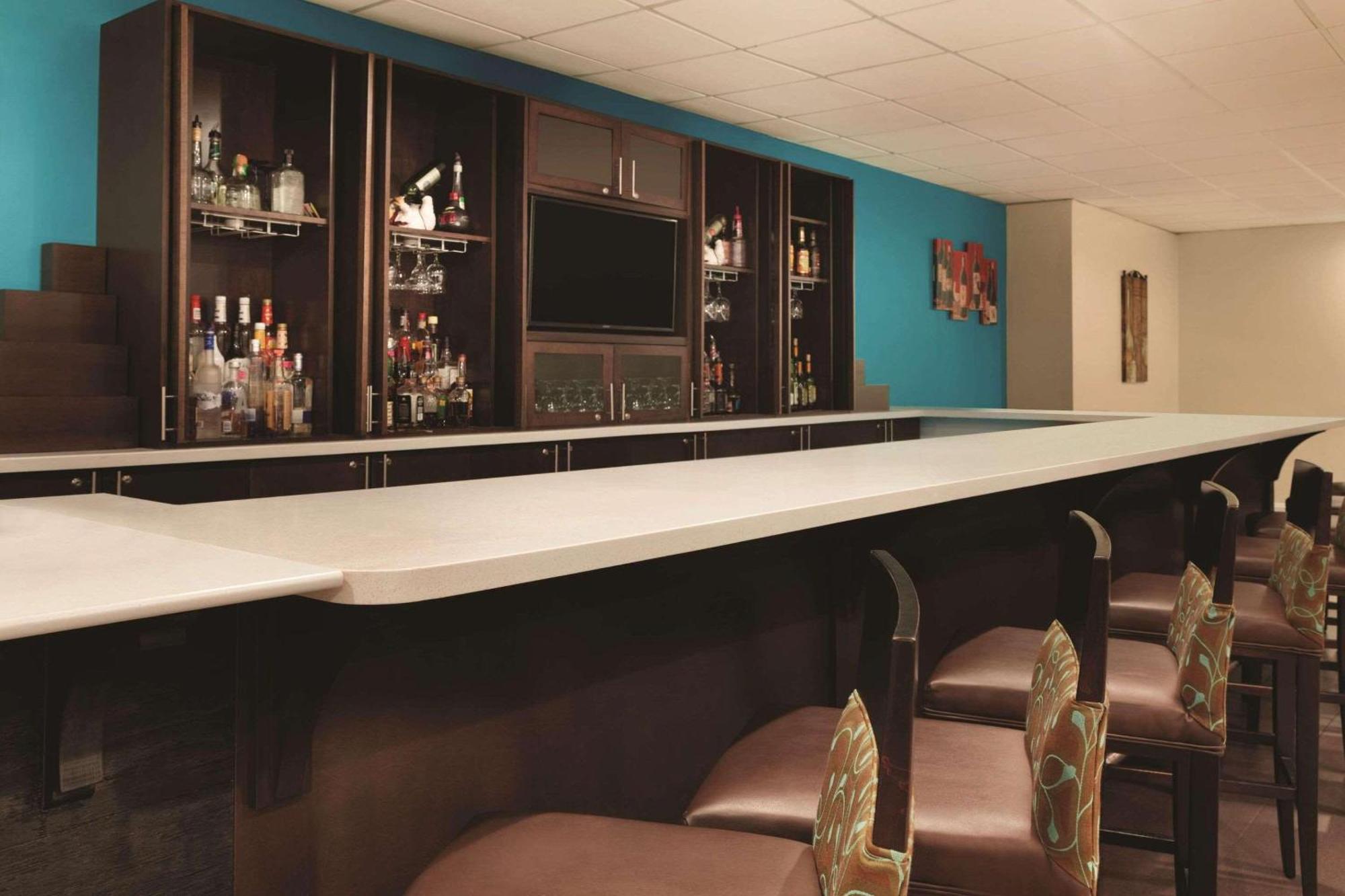 Radisson Hotel Charlotte Airport ภายนอก รูปภาพ